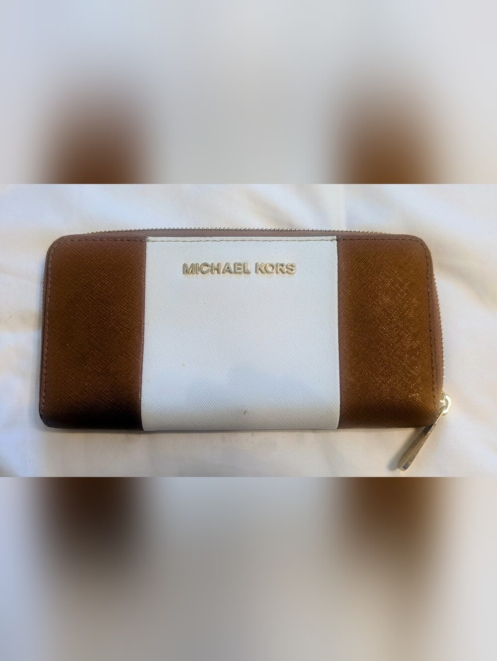 Michael Kors Jet Set Travel Colorblock Saffiano Leather Zip-Around Continental